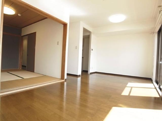 ダイアパレス弘前公園503号 内観