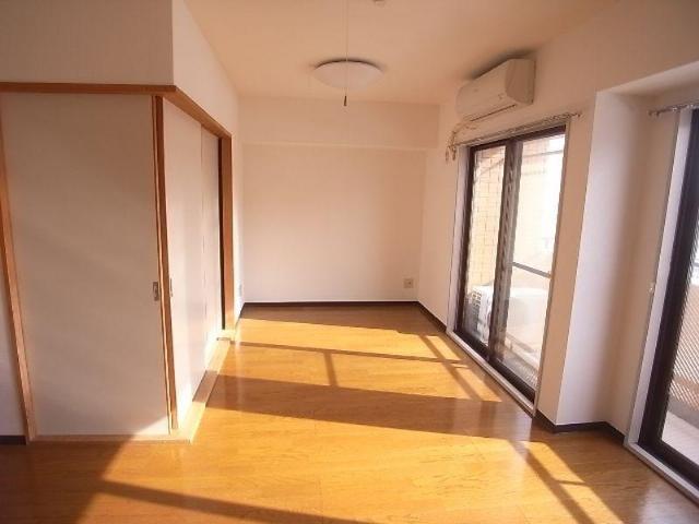 ダイアパレス弘前公園505号 内観