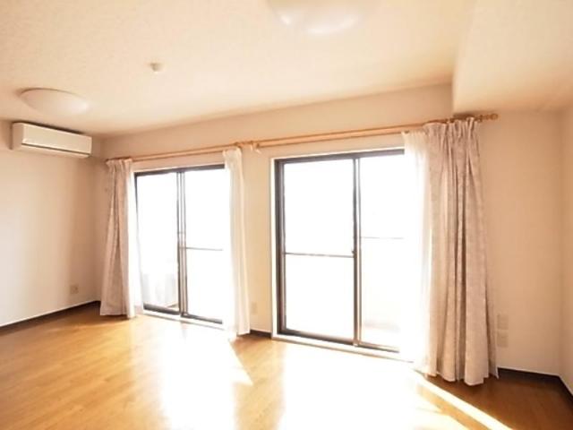 ダイアパレス弘前公園702号 内観